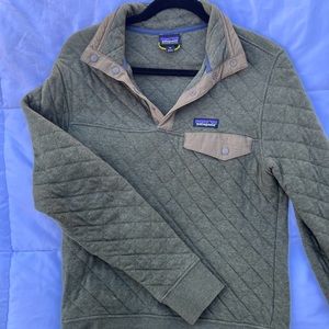 Men’s xsmall Patagonia sweatshirt